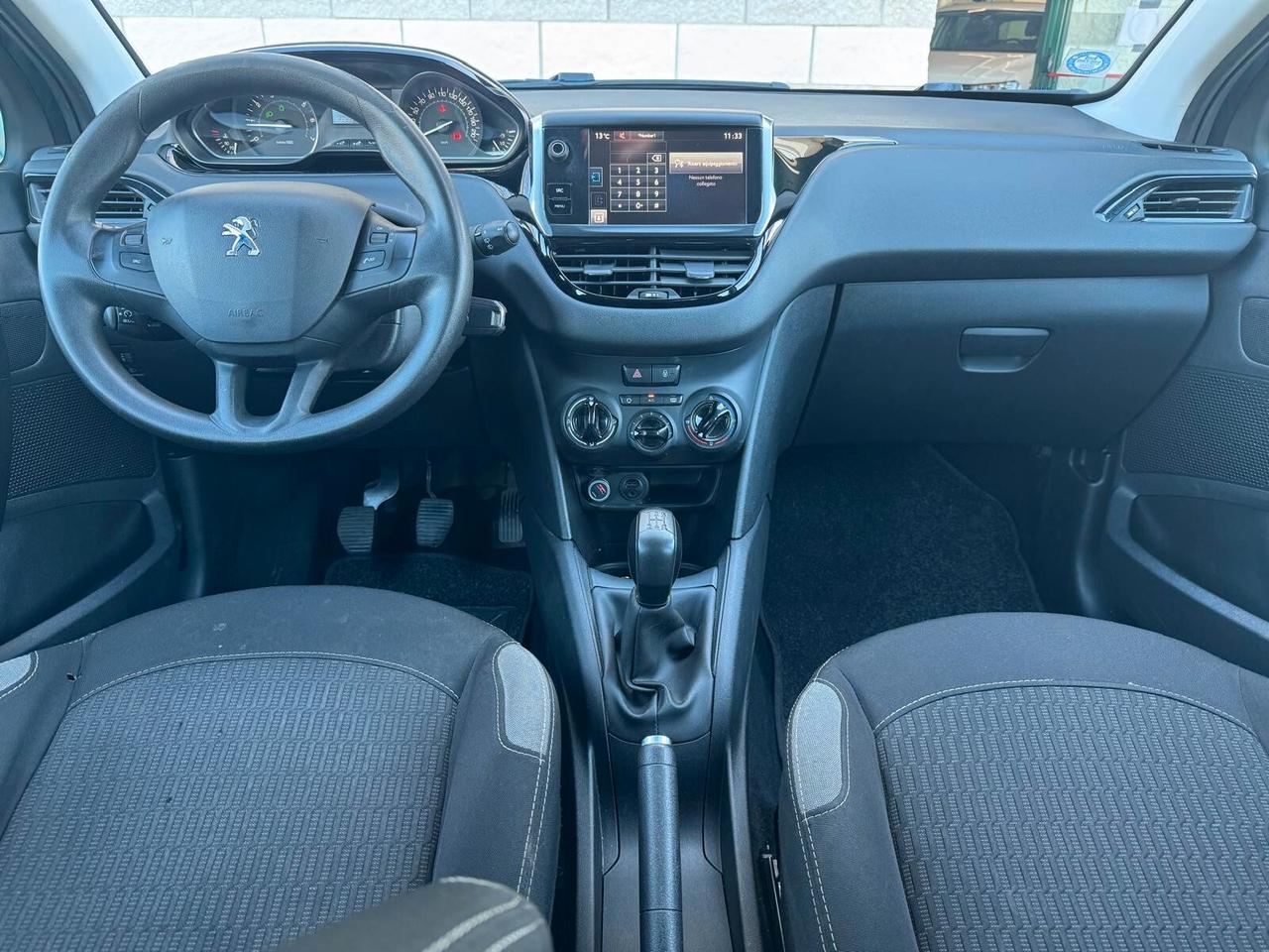 Peugeot 208 PureTech 82 5 porte Allure