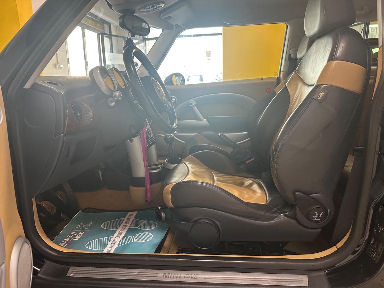 Mini 1.4 tdi One D de luxe