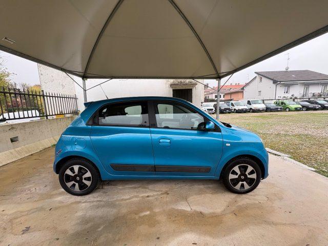 RENAULT Twingo SCe Lovely POCHI CHILOMETRI NAVIGATORE