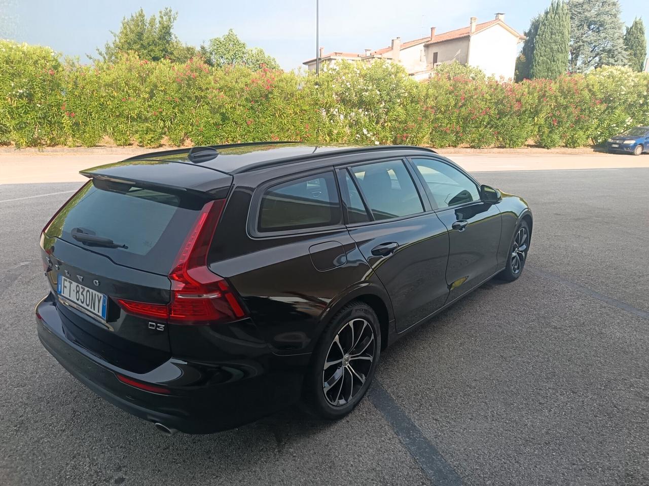 Volvo V60 D3 Geartronic Business Plus 2019.