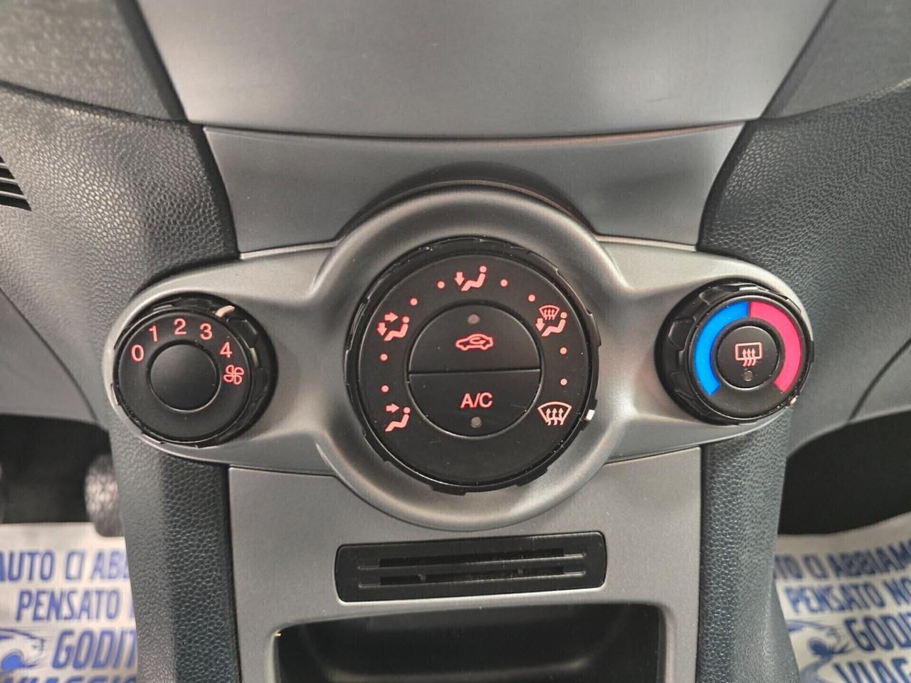 Ford Fiesta 1.2 82CV 5 porte OK NEOPATENTATI