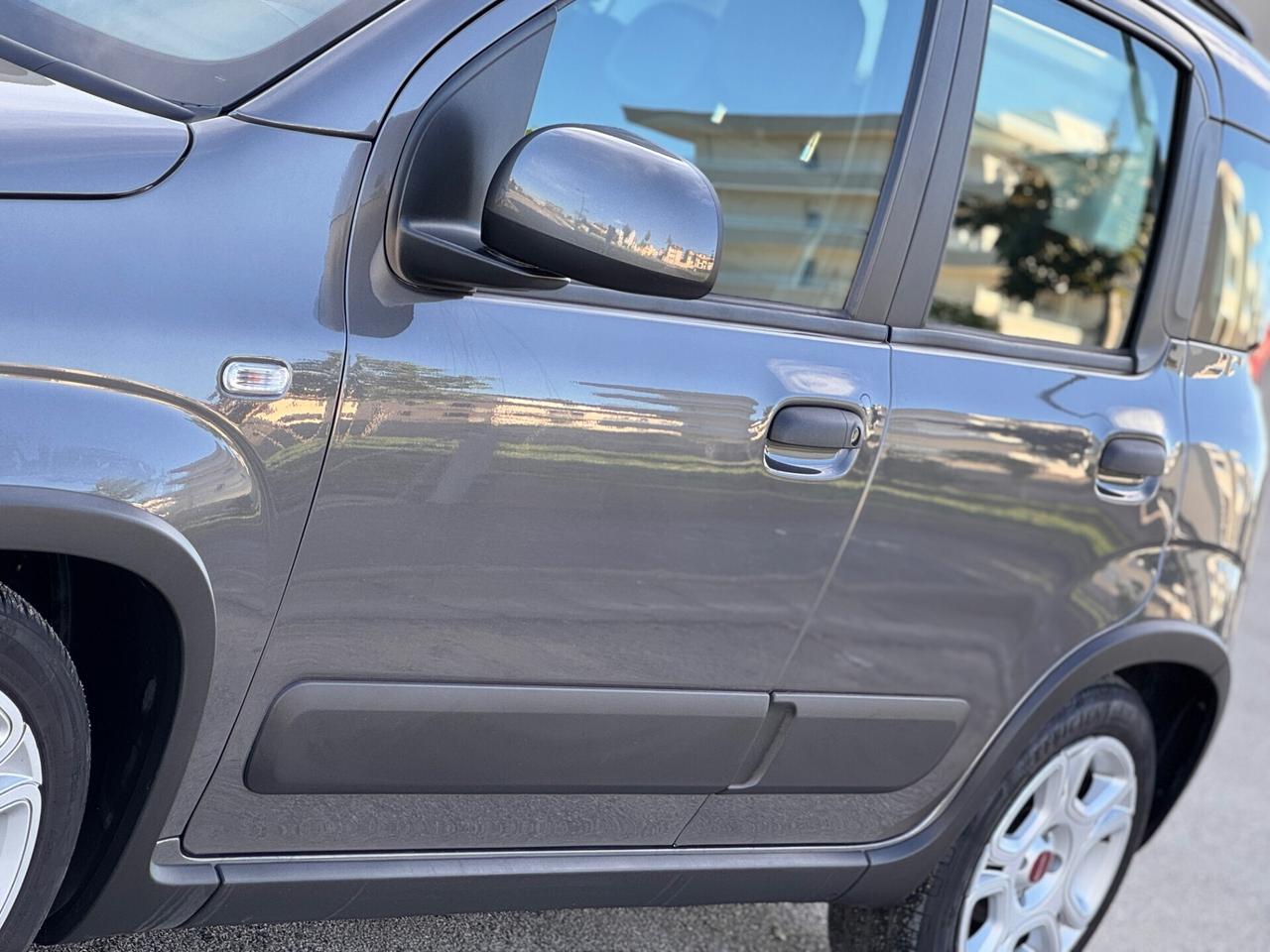Fiat Panda 1.0 Hybrid City Life 5 POSTI