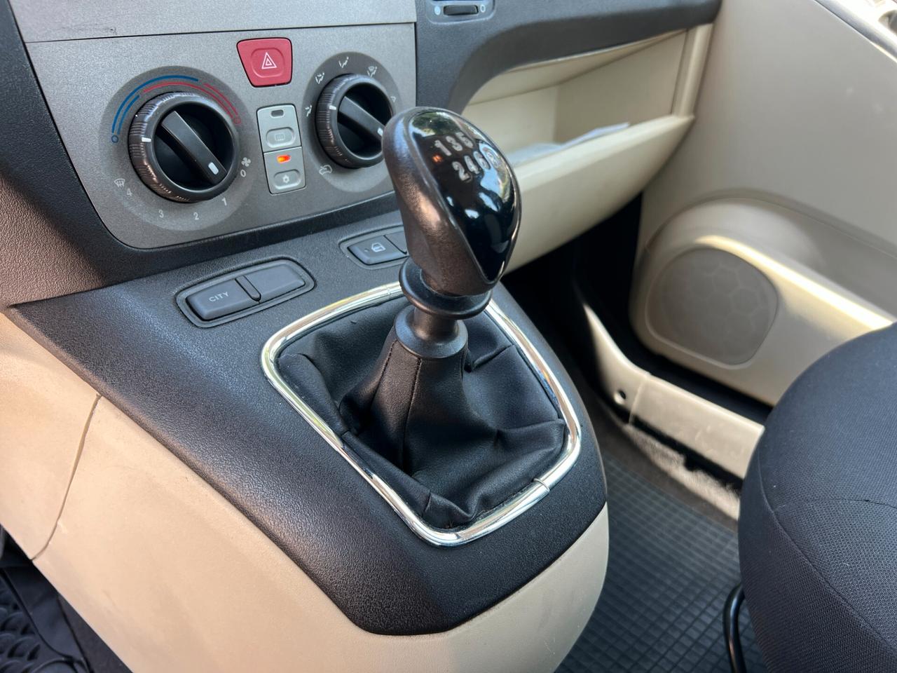 Lancia MUSA 1.4 16V Oro Euro 4 adatta a neopatentati
