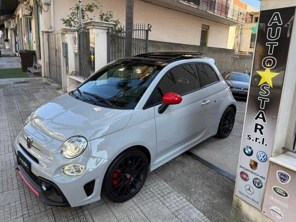 Abarth F595 1.4 Turbo T-Jet 165 CV