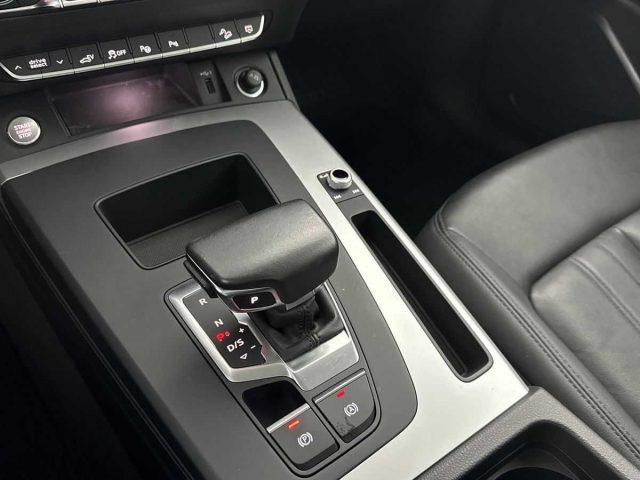 AUDI Q5 50 TFSI e quattro S tronic Business