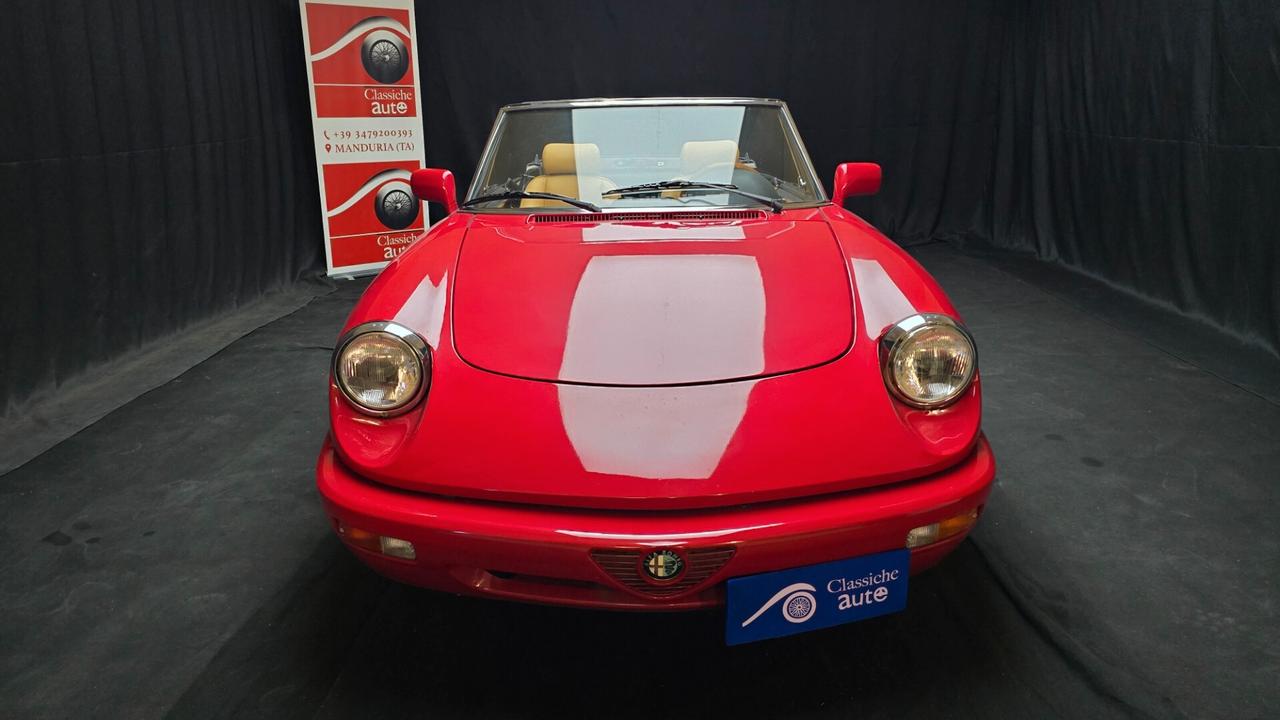 Alfa Romeo Spider 2.0i