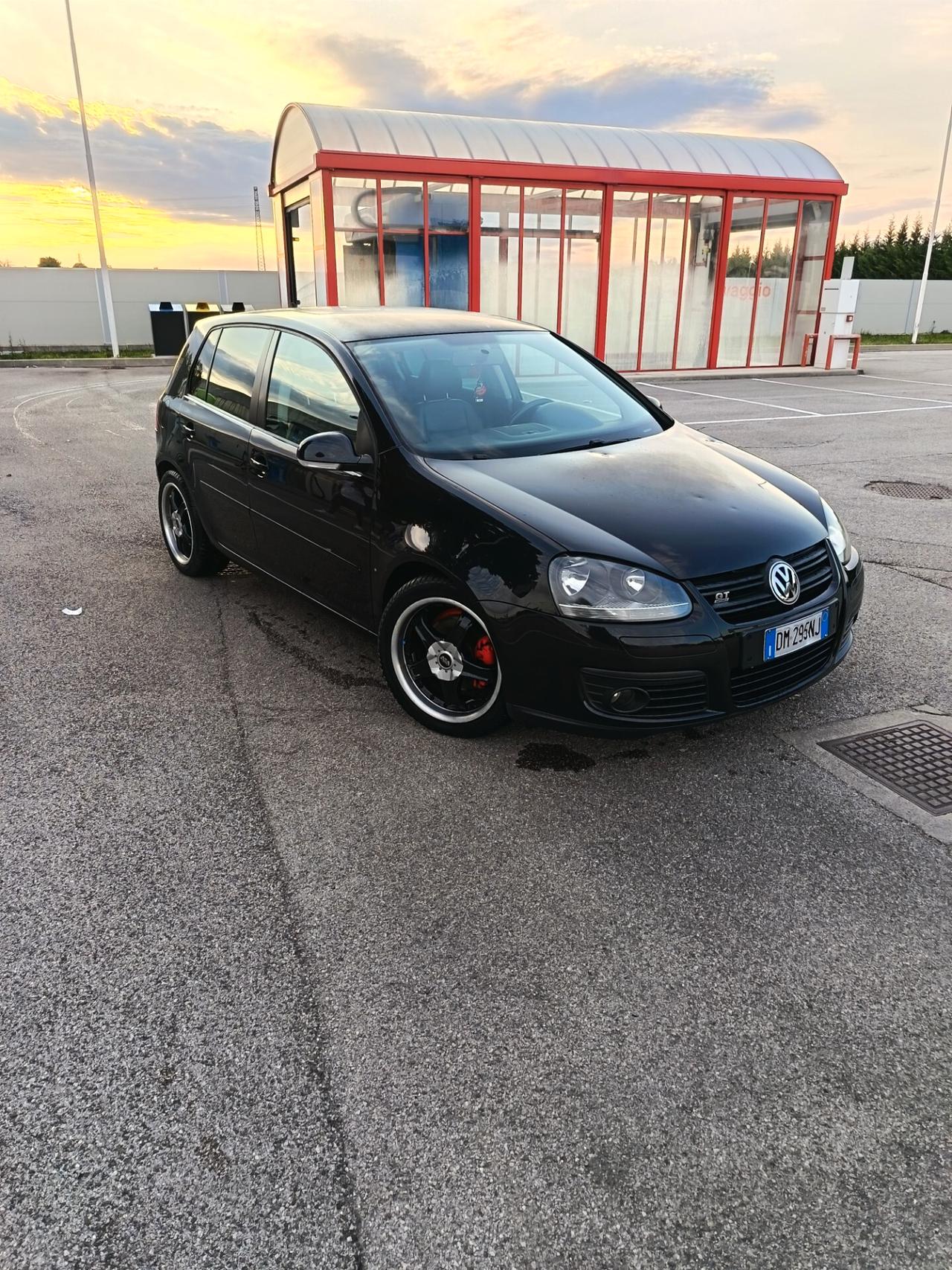 Volkswagen Golf 2.0 TDI DPF 5p. GT Sport