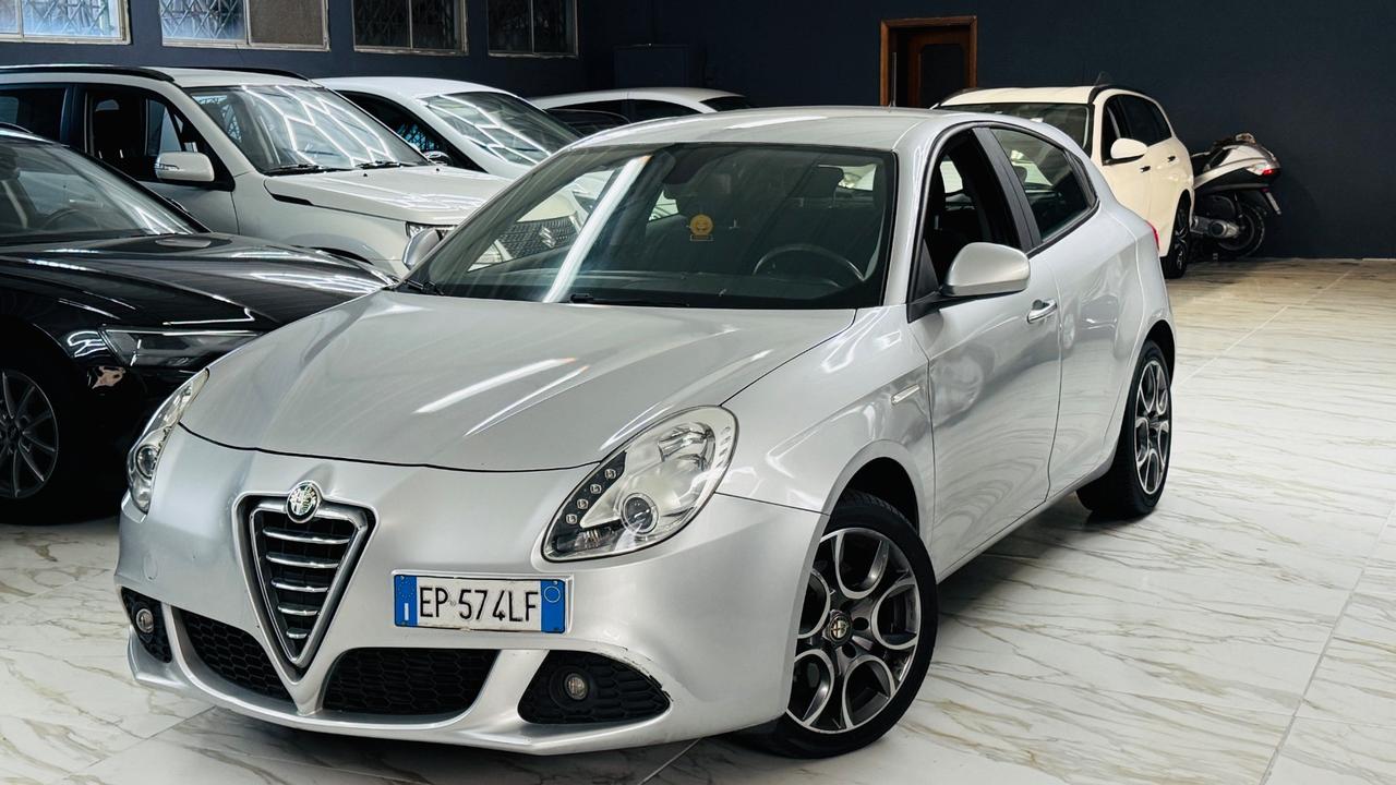 Alfa Romeo Giulietta 2.0 JTDm-2 140 CV Distinctive