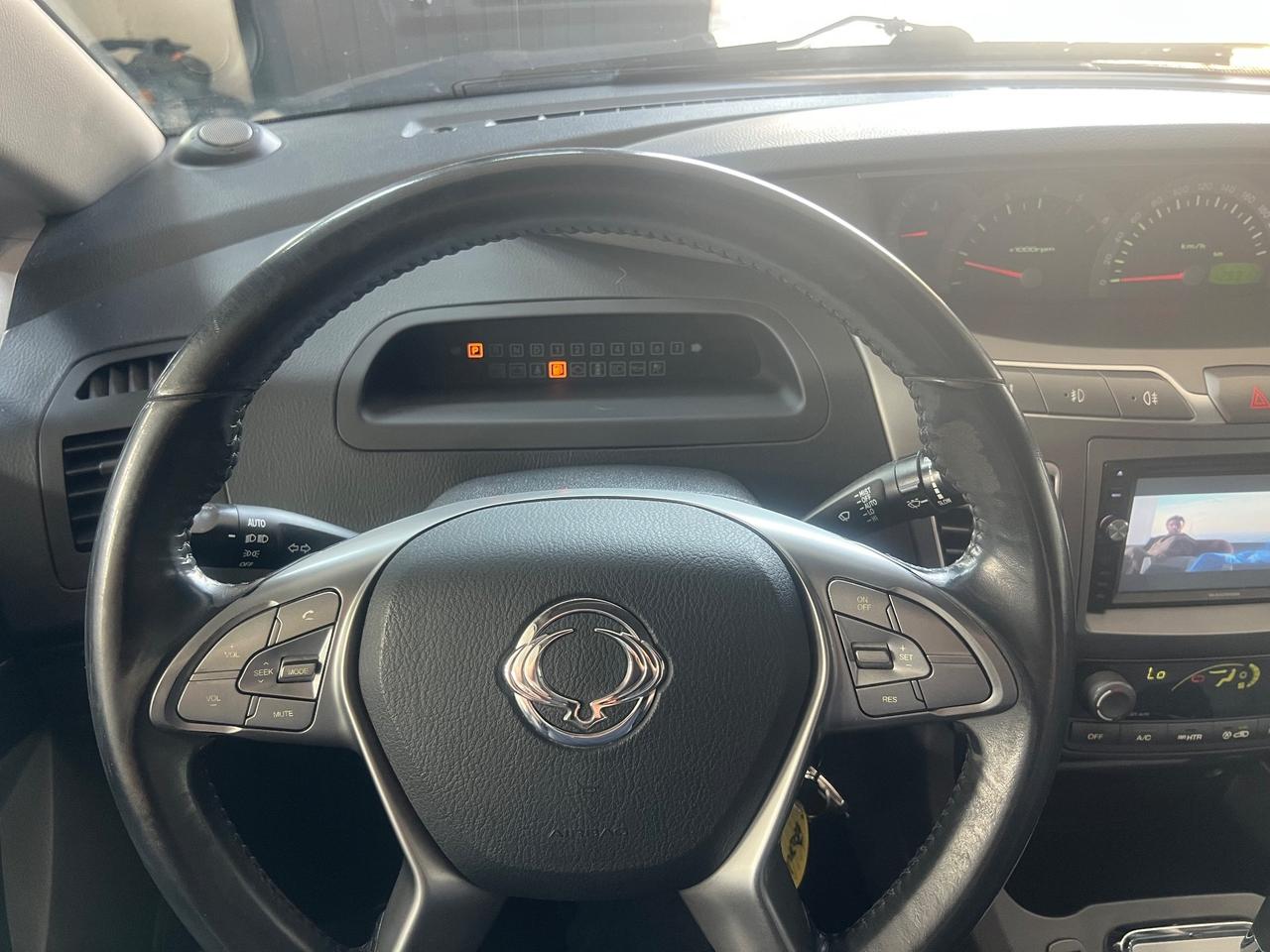 Ssangyong Rodius 2.2 Diesel 4WD A/T Classy Pelle