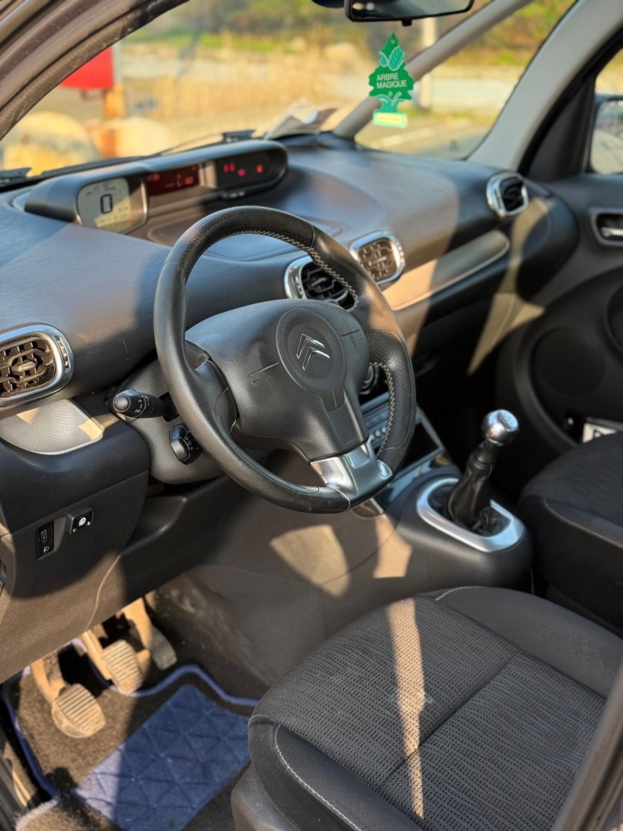 Citroen C3 Picasso 1.6 VTi 120 Exclusive Style GPL