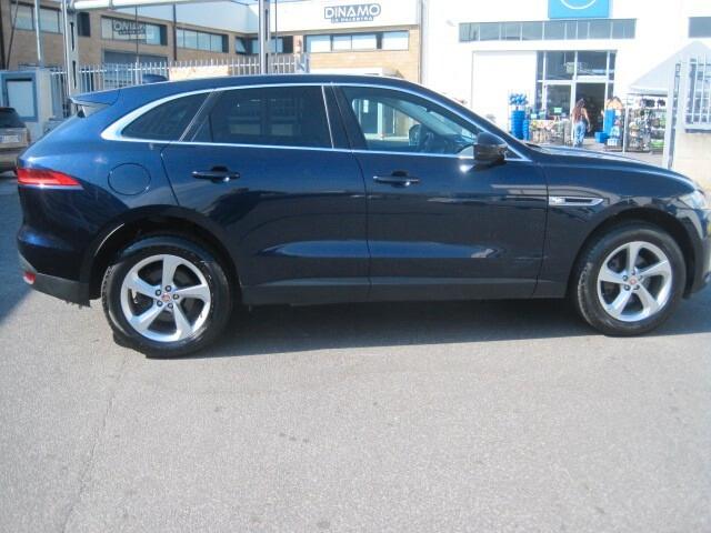 Jaguar F-Pace 2.0 D 180 CV AWD aut. Prestige