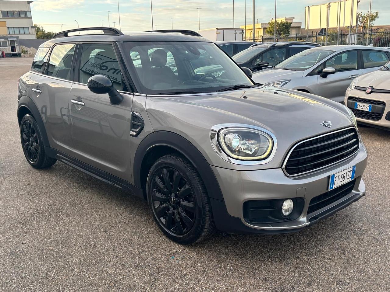 Mini Cooper D Countryman 2.0 Business Automatica