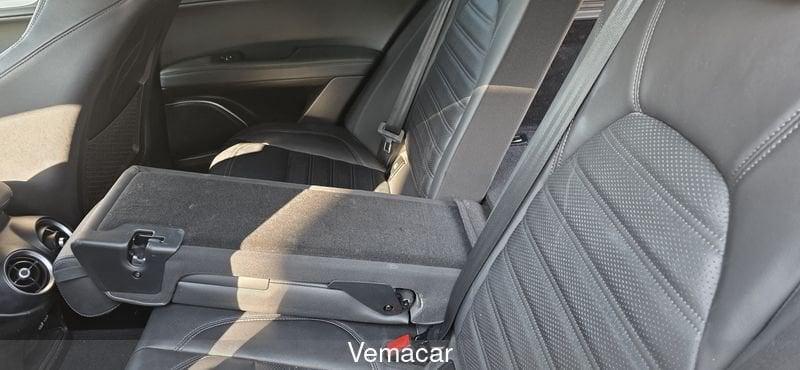 Alfa Romeo Stelvio 2.2 TDS 210CV Veloce AT8 Q4 con blocco differenziale