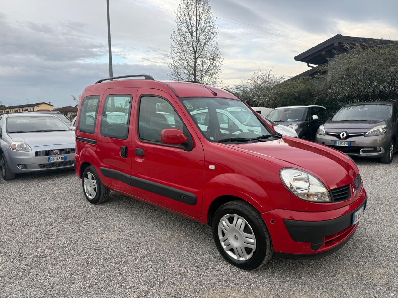 Renault Kangoo 1.6 16V 5p. BenzMetano Luxe