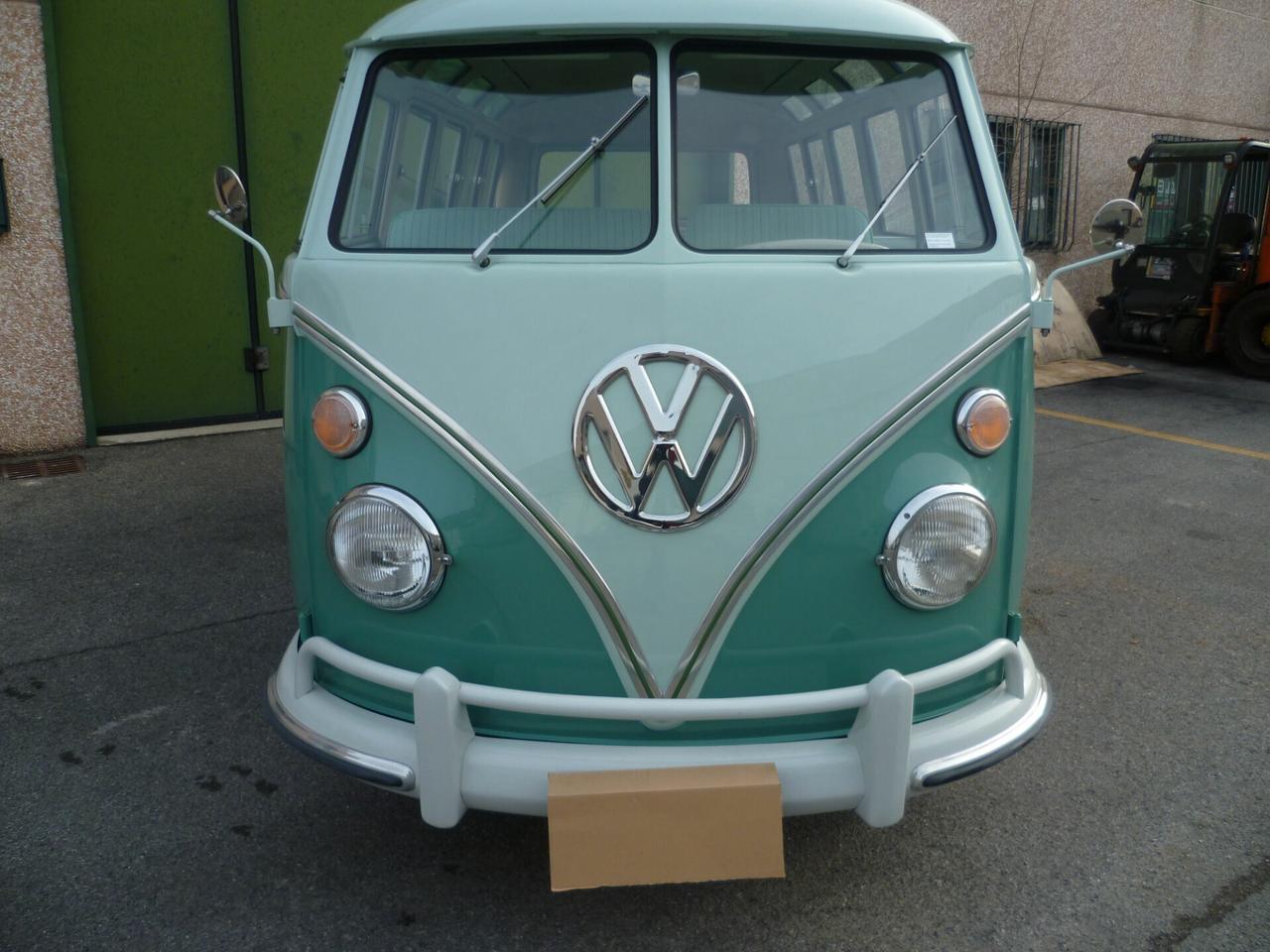 Volkswagen T1 Deluxe mod 241 21 VETRI Tedesco 1964