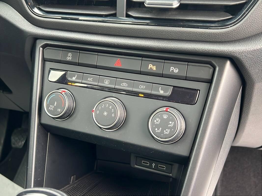 Volkswagen T-Roc 1.0 tsi Life 110cv Con CARPLAY