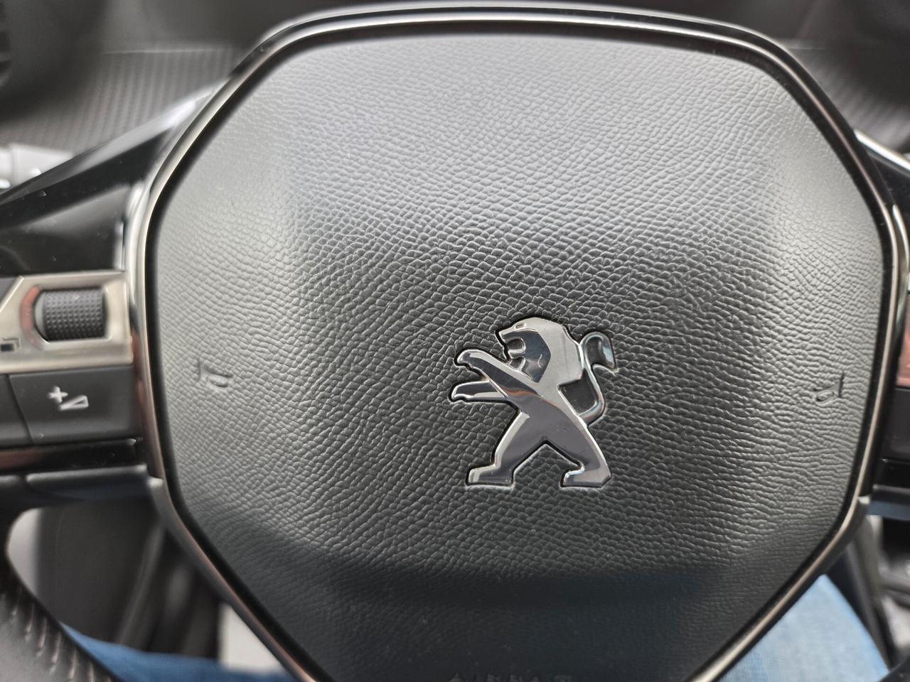 Peugeot 2008 Allure 100 Cv Nessun obbligo finanziario
