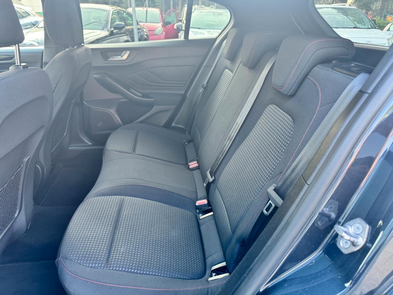 FORD FOCUS 1.5 ECOBLU 120 CV. ST LINE
