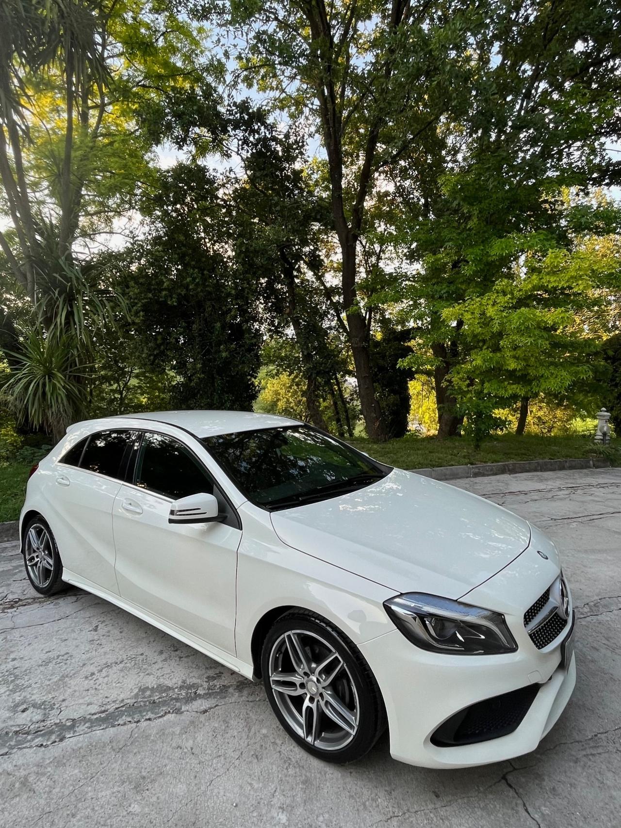 MercedesA 180 d PREMIUM AMG SUPER SCONTO