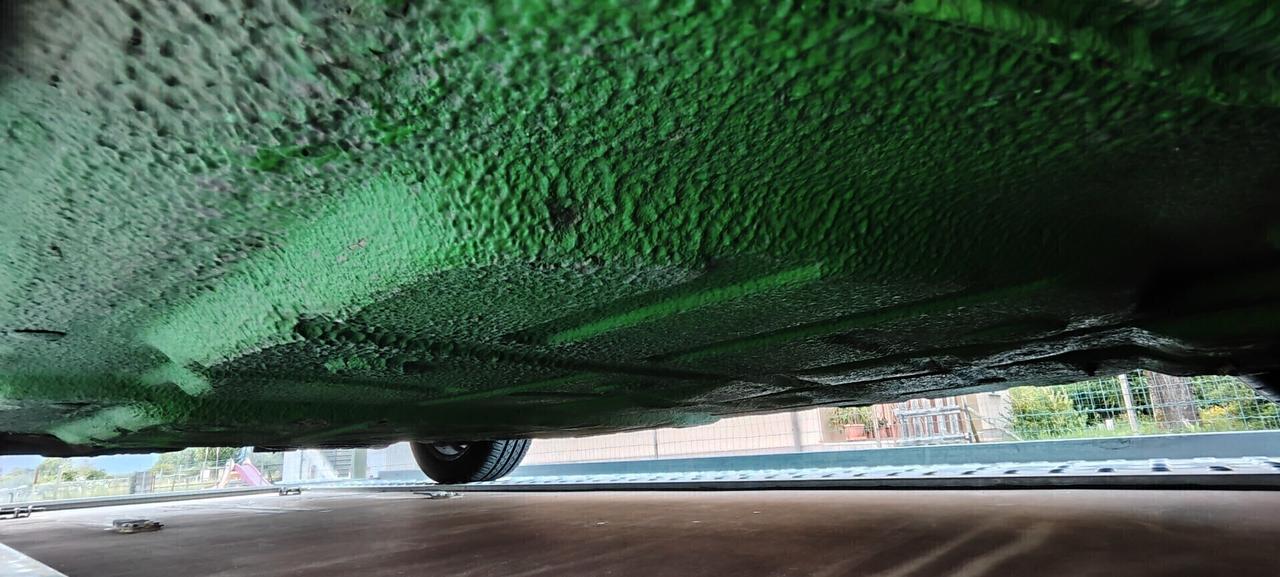 Porsche 911 E TARGA 2.4 (VERDE VIPER) PERMUTE