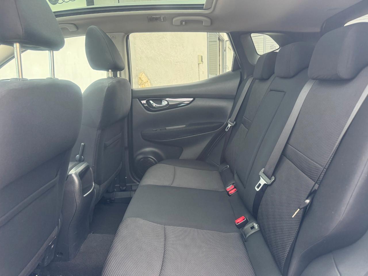 Nissan Qashqai 1.5 dCi N-Connecta 360°