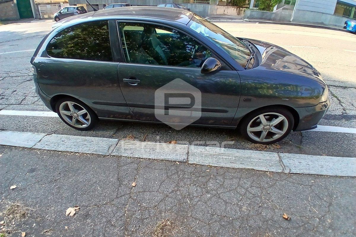 SEAT Ibiza 1.4 16V 85CV 3p. Stylance DUAL