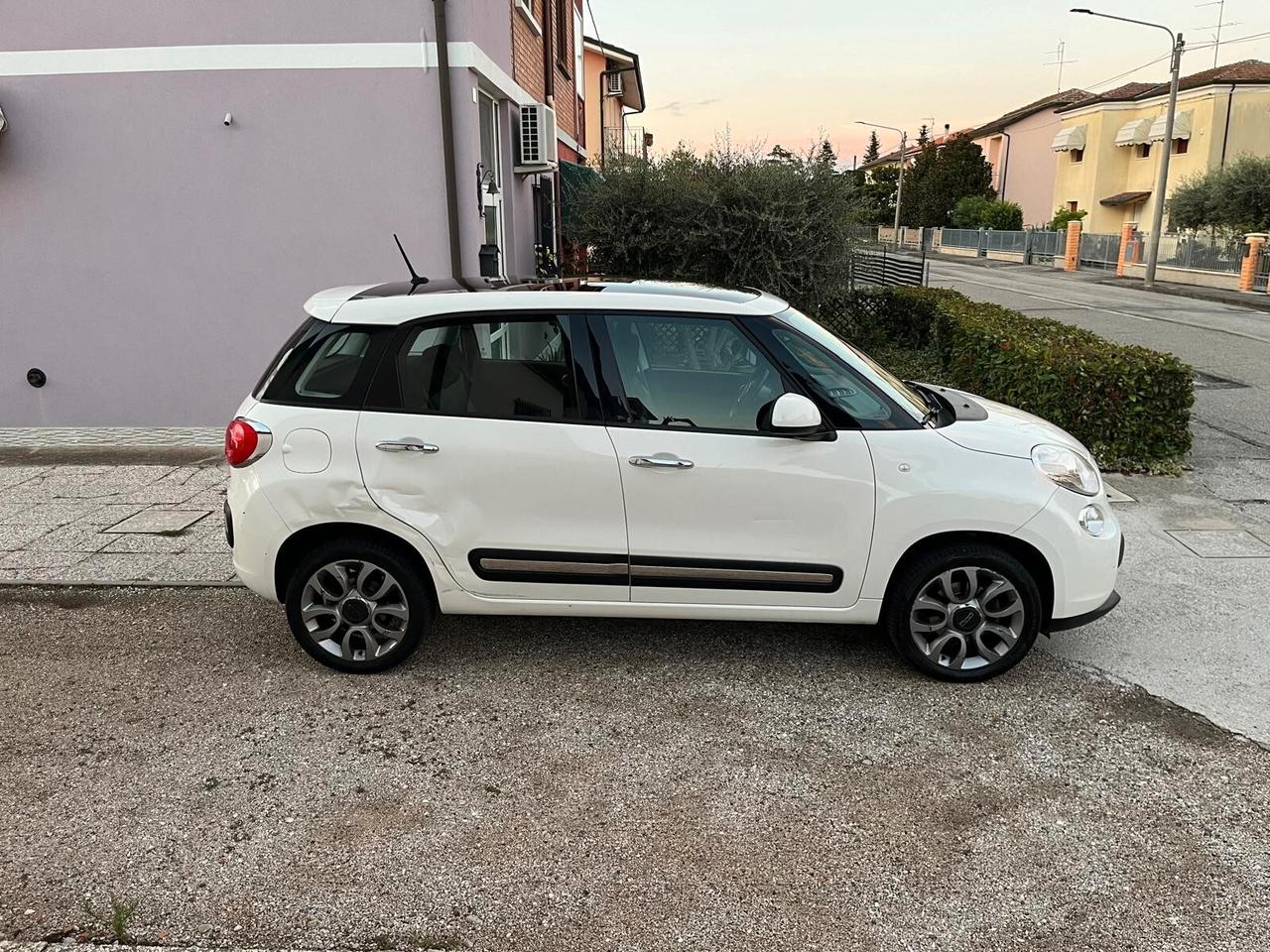 Fiat 500L 0.9 TwinAir Turbo Natural Power Lounge