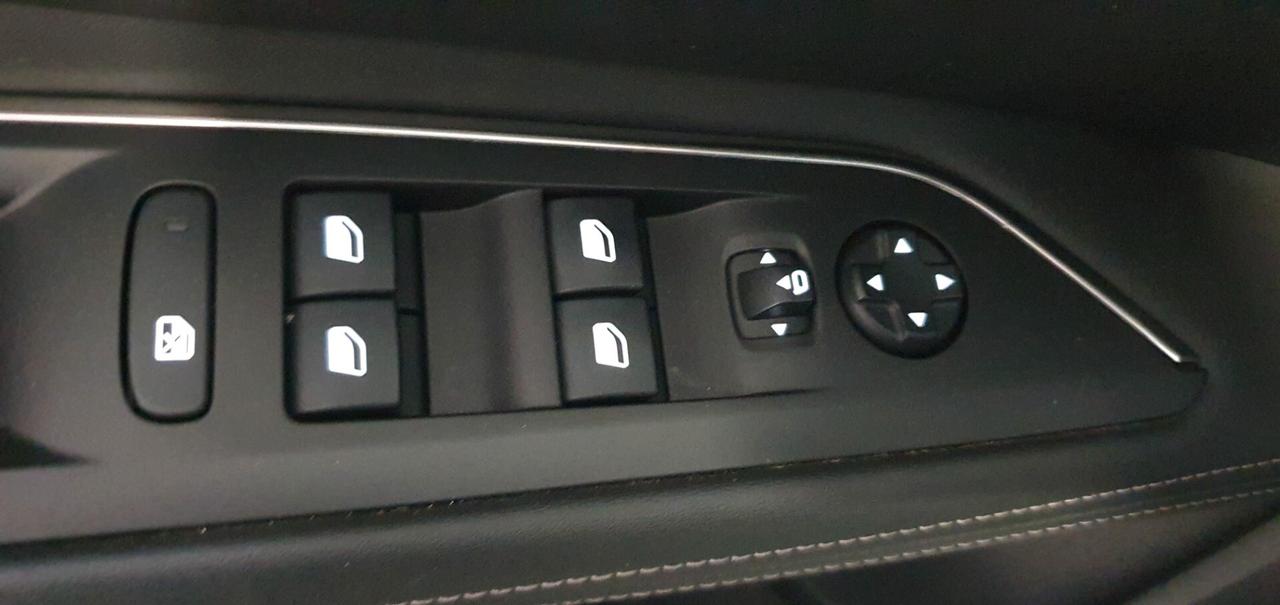 Peugeot 3008 BlueHDi 130 S&S Allure