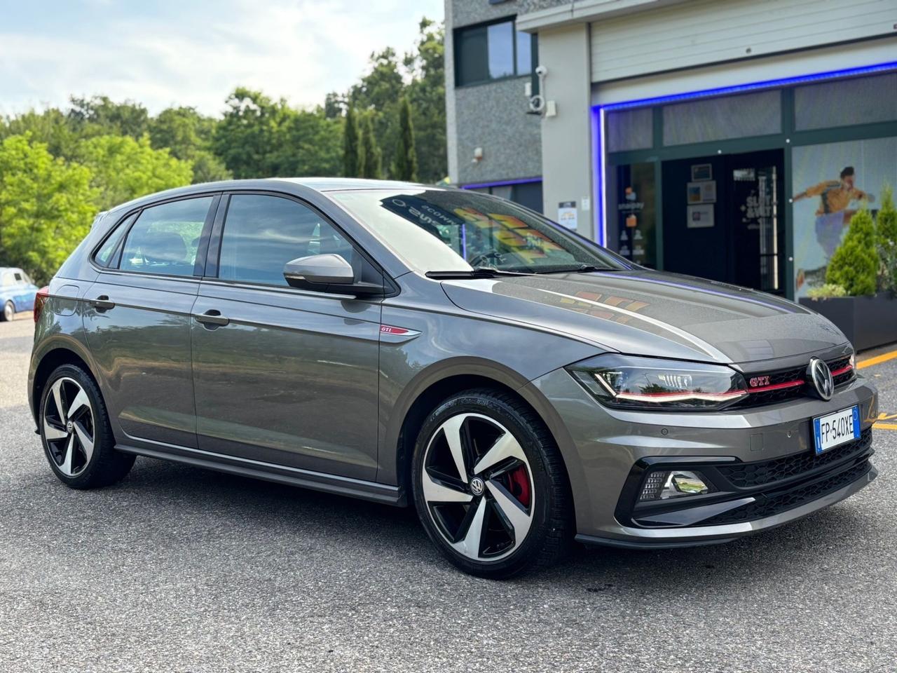 Volkswagen Polo 2.0 TSI DSG GTI BlueMotion Technology