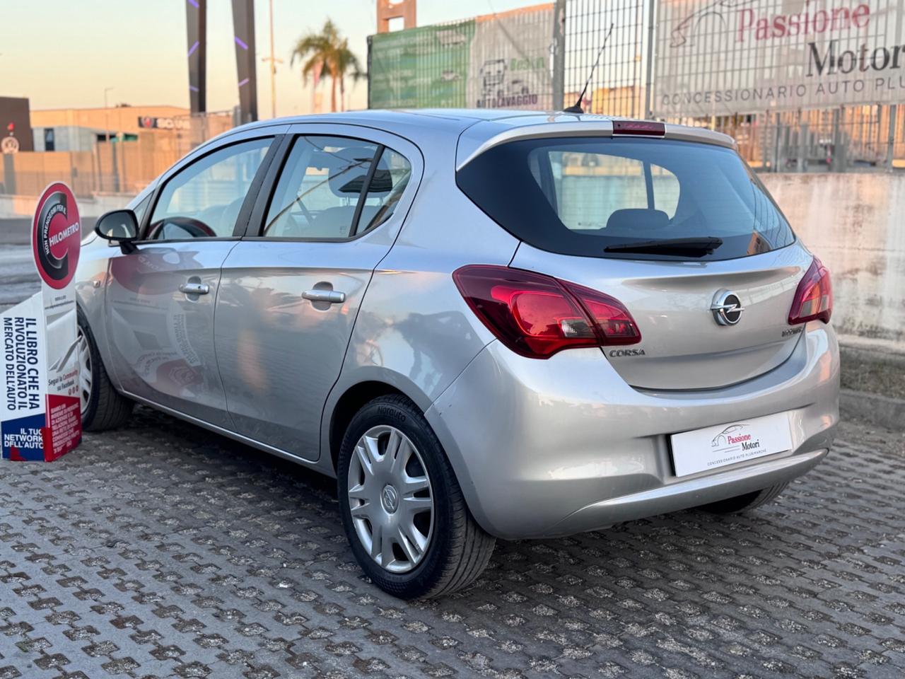 Opel Corsa 1.4 90CV GPL Tech 5 porte Innovation
