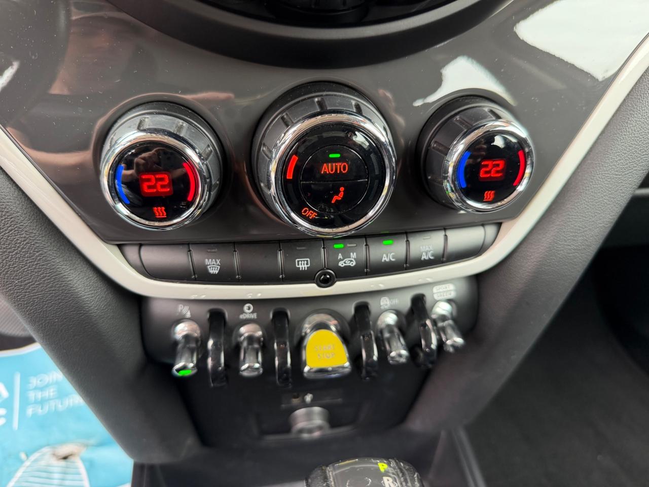 Mini Cooper Countryman 1.5 SE Hype ALL4 Automatica