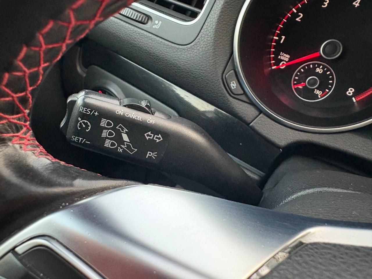 Volkswagen Golf GTI 2.0 TSI 5p.