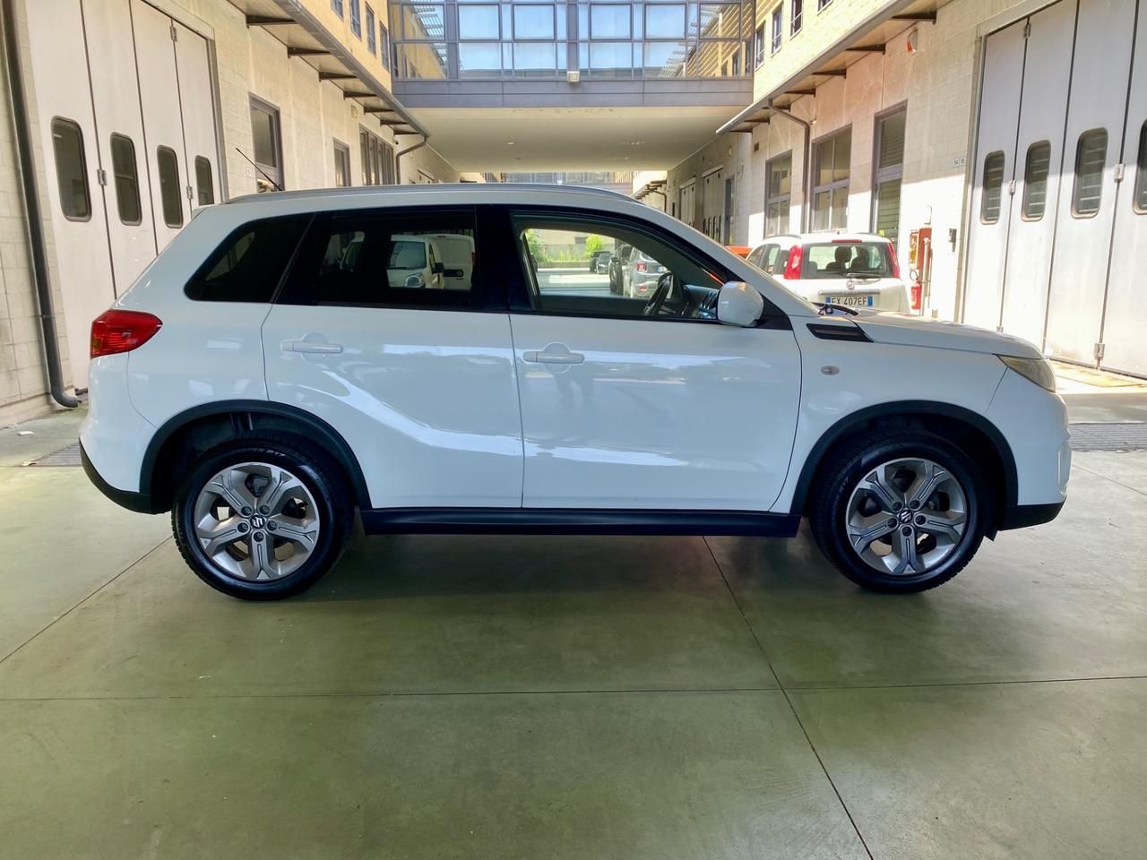 Suzuki Vitara 1.6 VVT V-Top