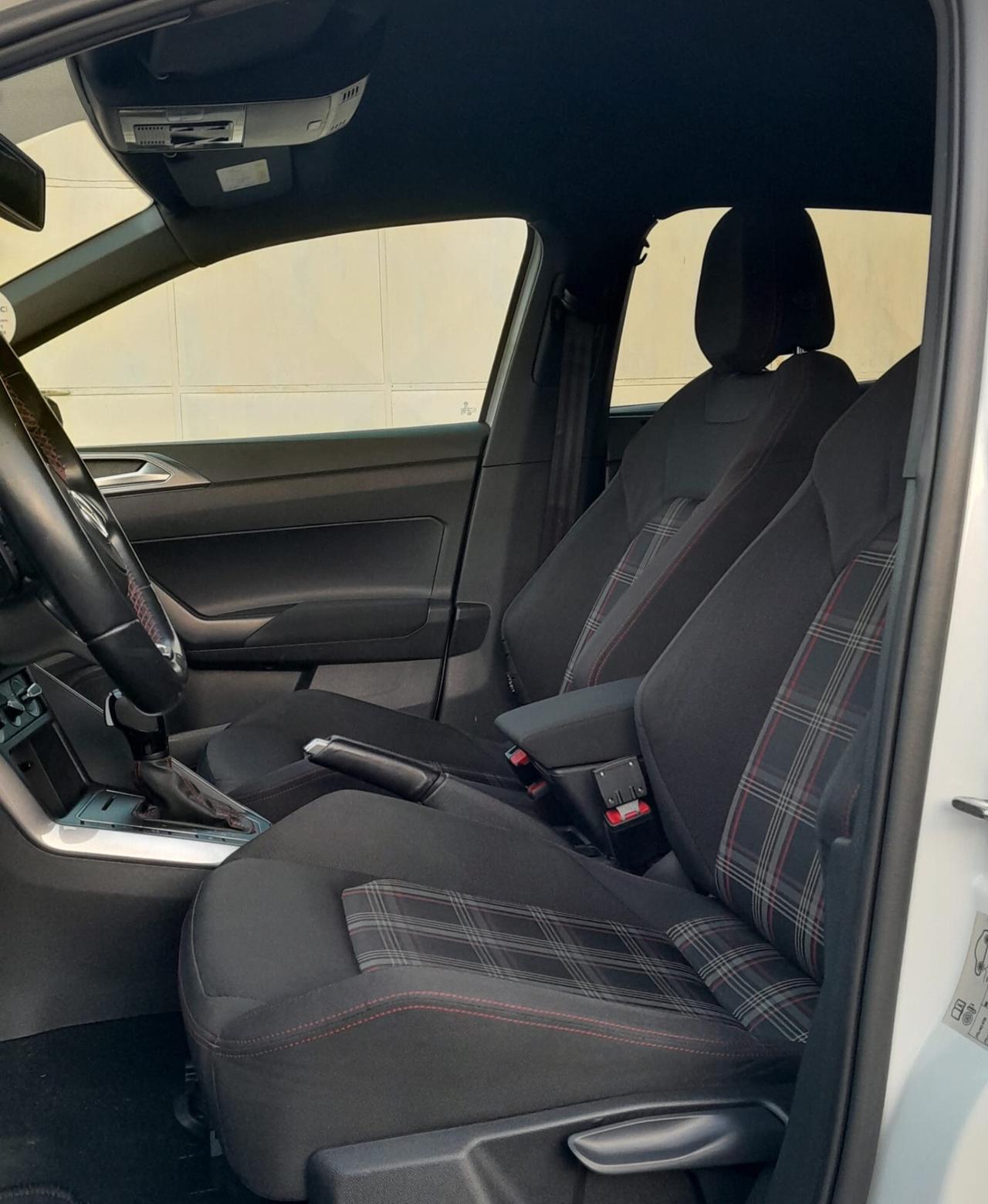 Volkswagen Polo 2.0 TSI DSG GTI BlueMotion Technology