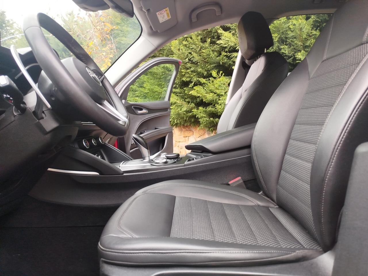 Alfa Romeo Stelvio 2.2 Turbodiesel 210 CV AT8 Q4 Super