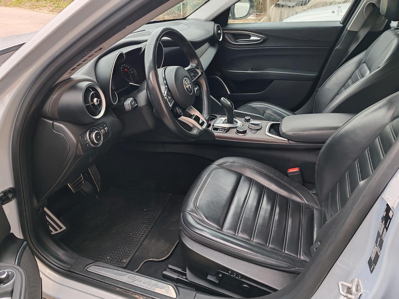 Alfa Romeo Giulia 2.2 TD AT8 190cv Ti