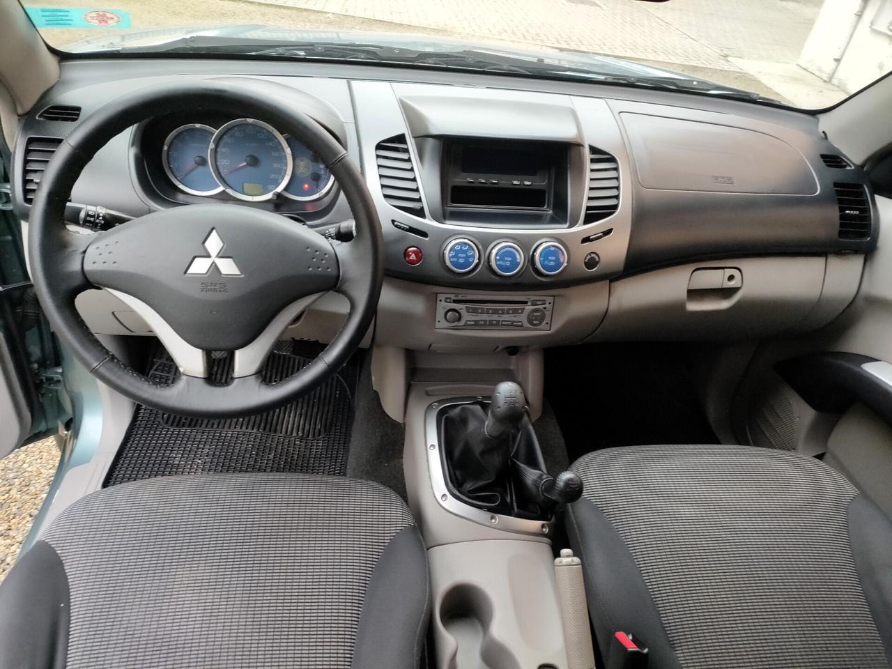 Mitsubishi L200 2.5 DI-D/136CV Double Cab Intense