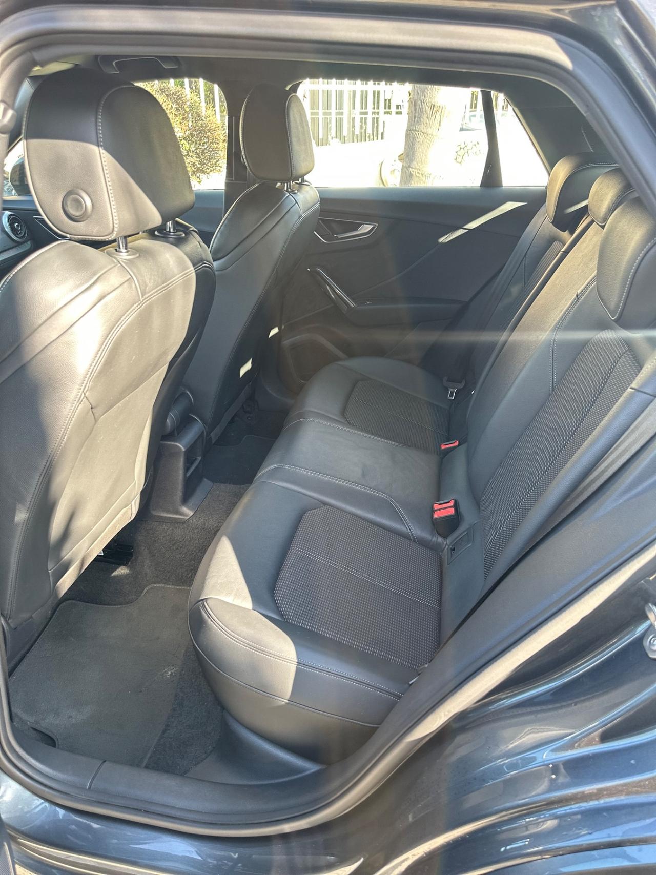 Audi Q2 35 TDI quattro S tronic line Edition