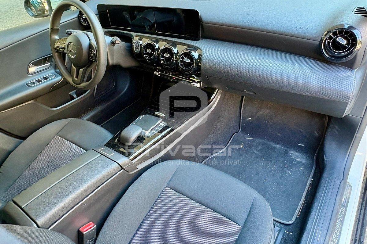 MERCEDES A 180 Automatic Business