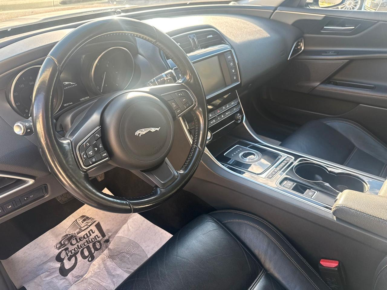 Jaguar XE 2.0 D 180 CV PORTFOLIO garanzia