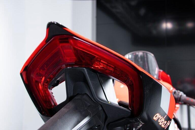 2023 DUCATI PANIGALE V2 BULEGA 2023 WORLD CHAMPION REPLICA - RDS01547