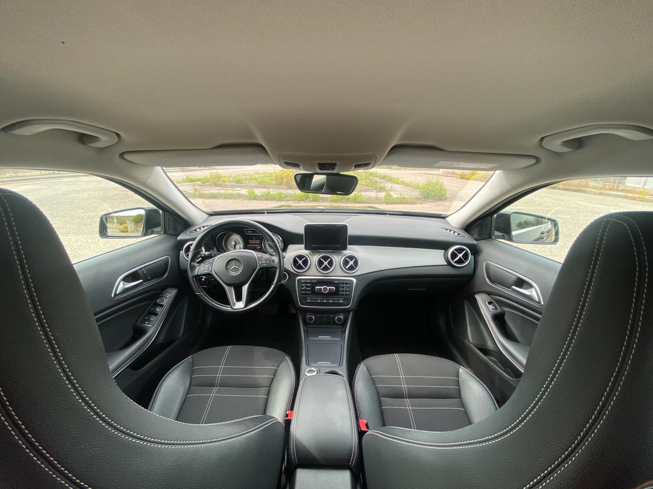 Mercedes-benz GLA 200 CDI Automatic 4Matic Sport