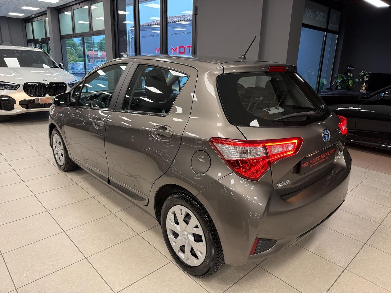 Toyota Yaris 1.5 Hybrid 5 porte Active