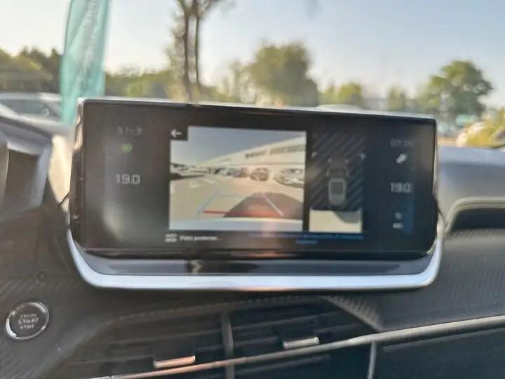 Peugeot 2008 PureTech 130 S&S GT