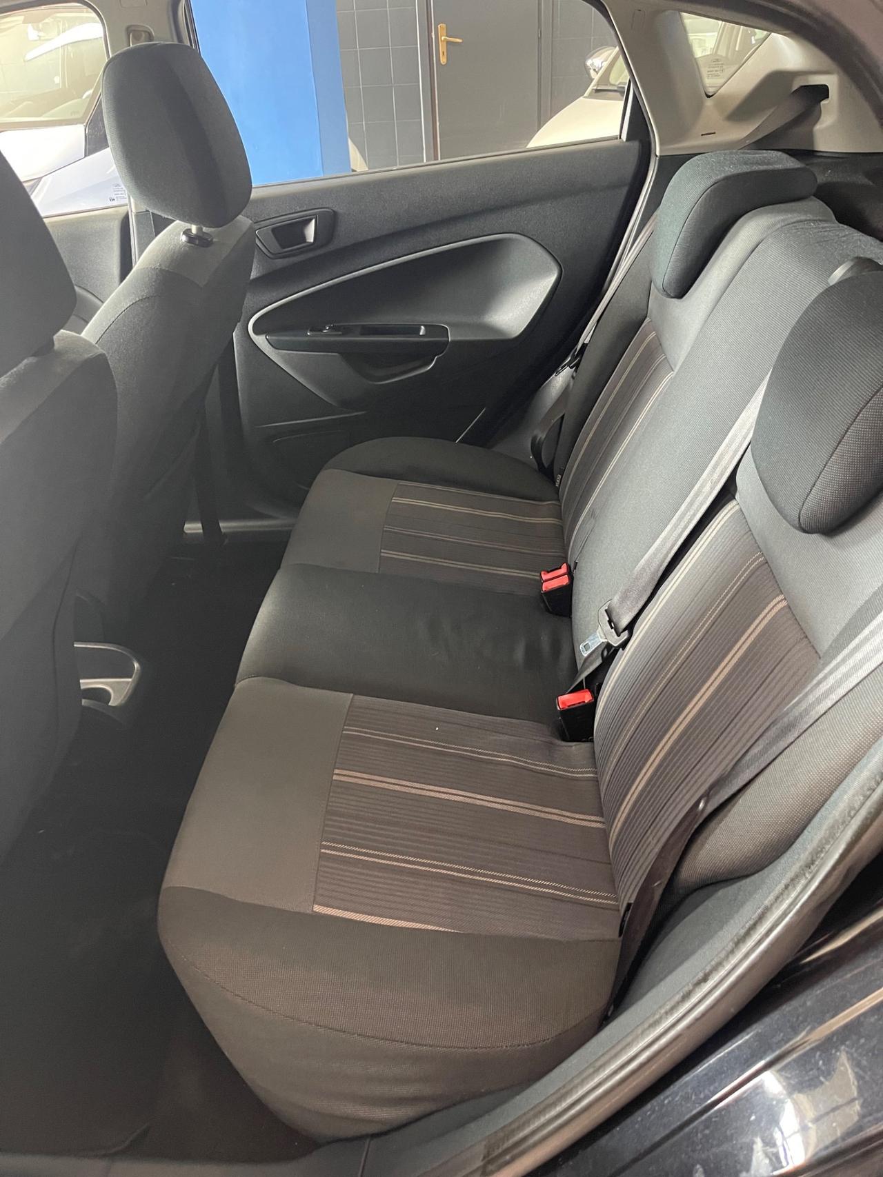 Ford Fiesta 1.4 TDCi 5p. Titanium