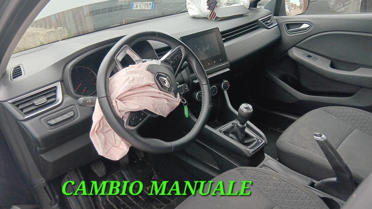 Renault Clio incidentata sinistrata mondialcars 023