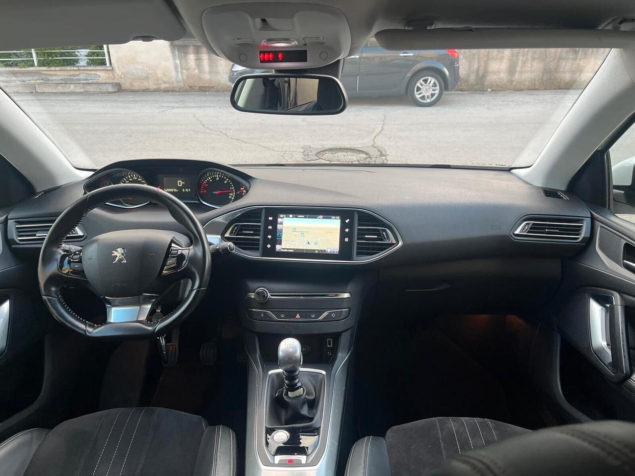 Peugeot 308 BlueHDi 120 S&S SW Allure