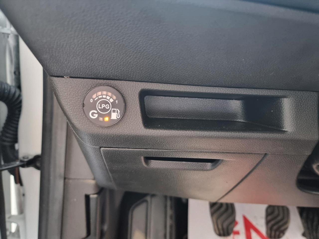 Renault Clio TCe 100 CV GPL 5 porte EQUILIBRIQUE UNICO PROPRIETARIO
