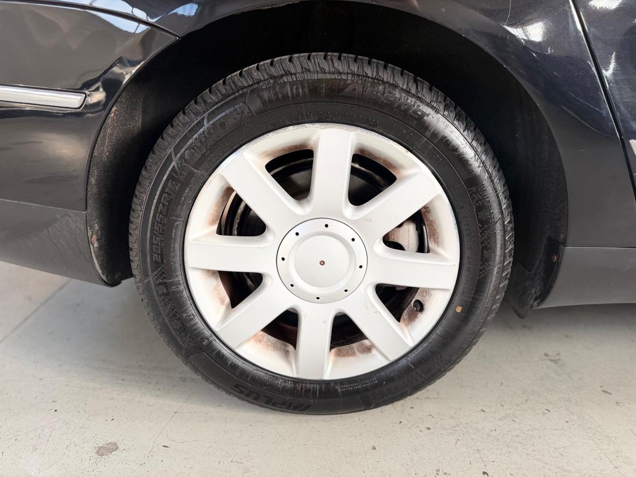 Volkswagen Passat 2.0 TDI DPF DSG Highline NEOPATENTATI