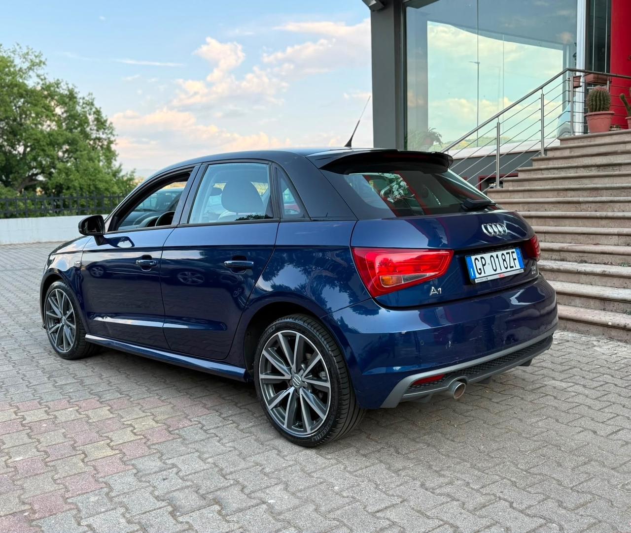Audi A1 1.4 TDI Admired SLine